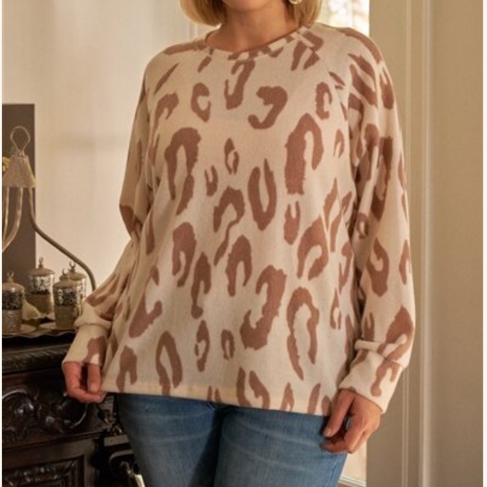 Leopard super soft sweater